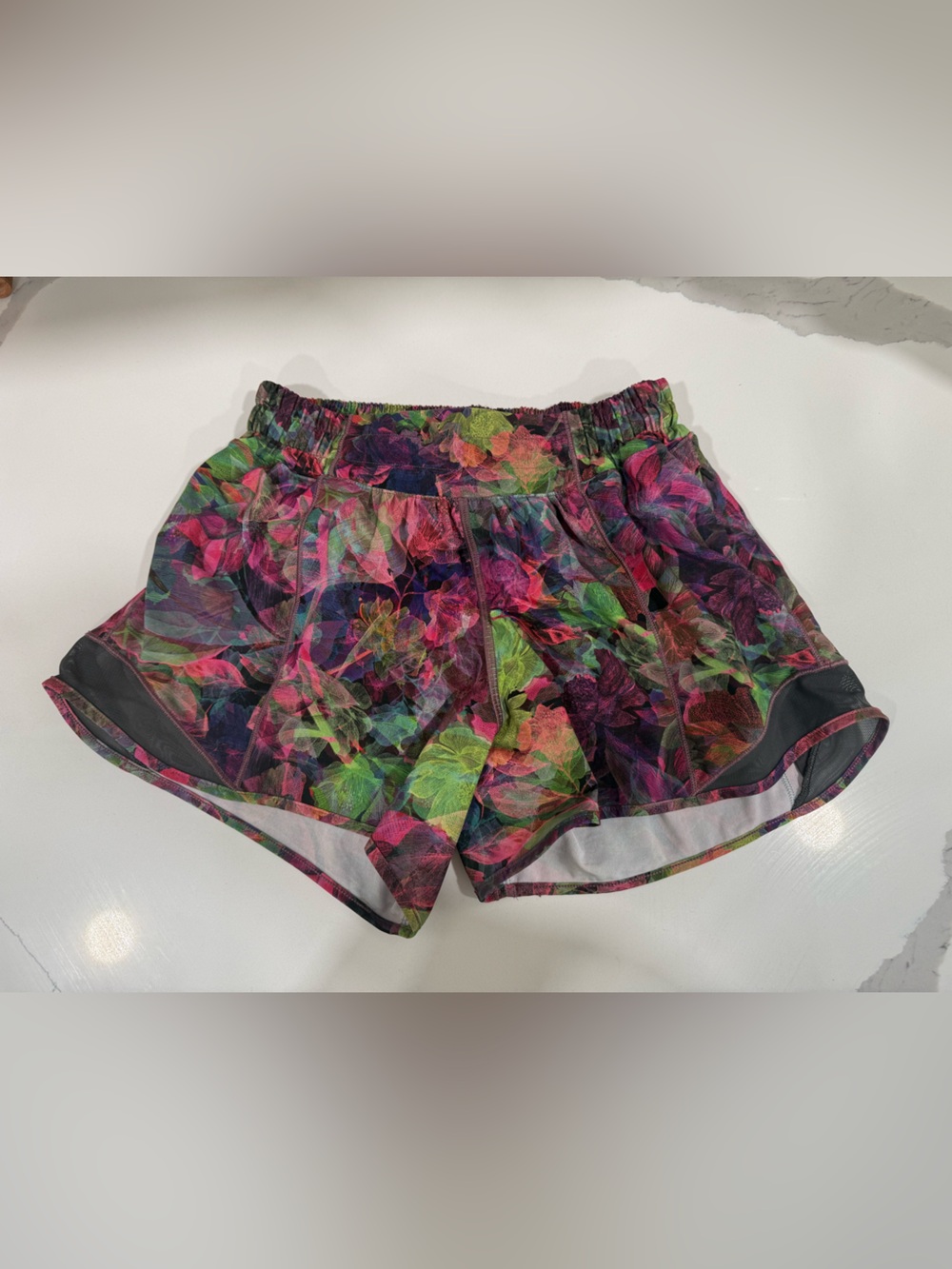 lululemon athletica Women's Multicolor Floral Running Shorts